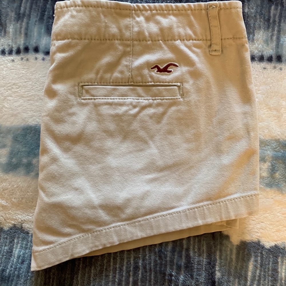 Hollister shorts - Picture 2 of 4